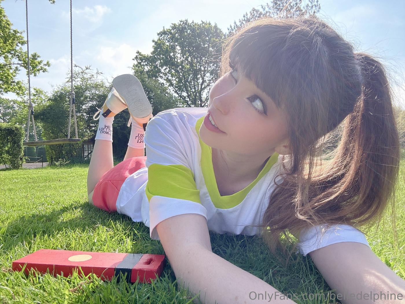 belle delphine chihiro cosplay outdoor onlyfans set leaked 16