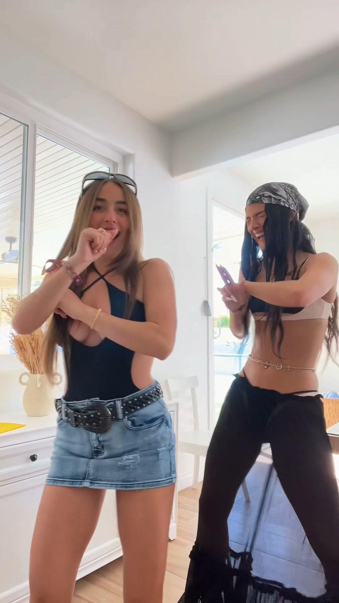 charli_damelio_nude_see-through_dance_video_leaked-kzdndo charli damelio nude see through dance video leaked kzdndo