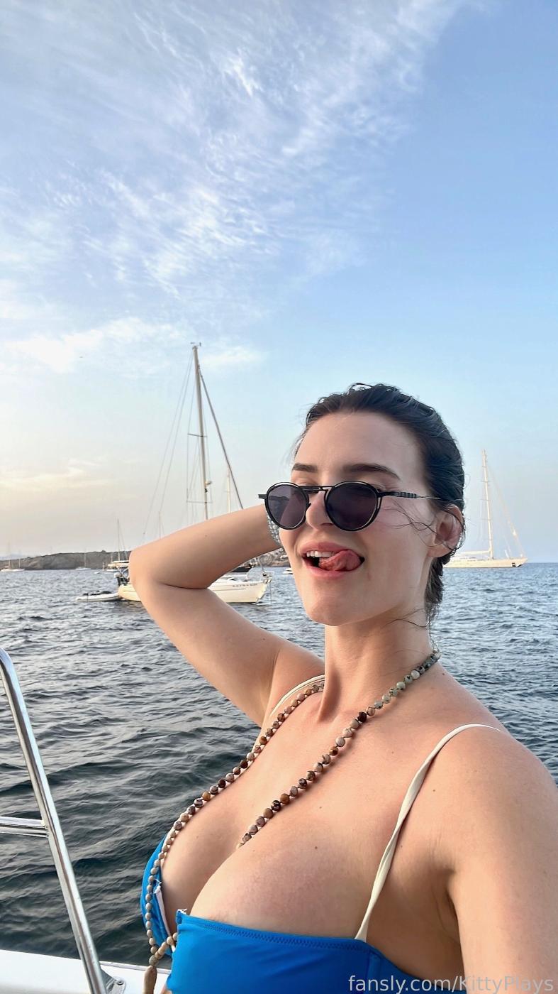kittyplays sexy blue bikini yacht fansly set leaked oucbgp