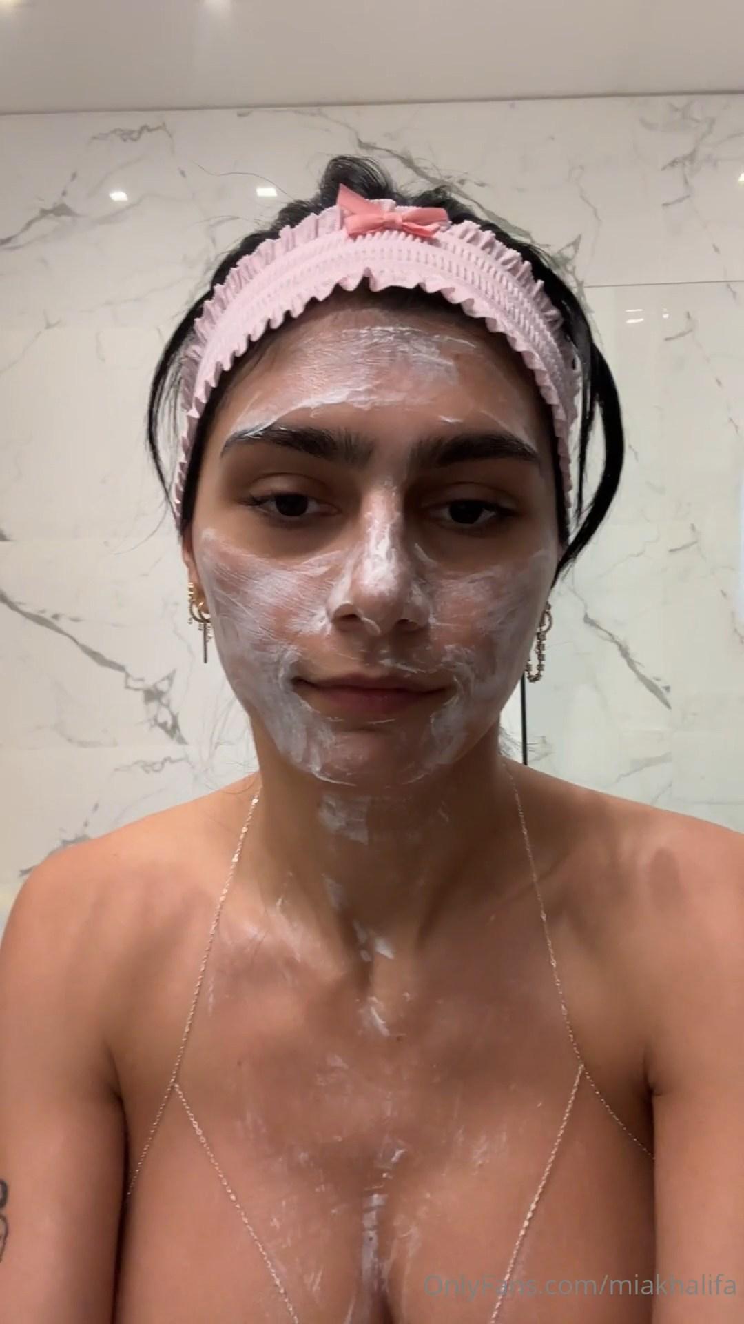 mia khalifa nude shower prep onlyfans video leaked shjzzd