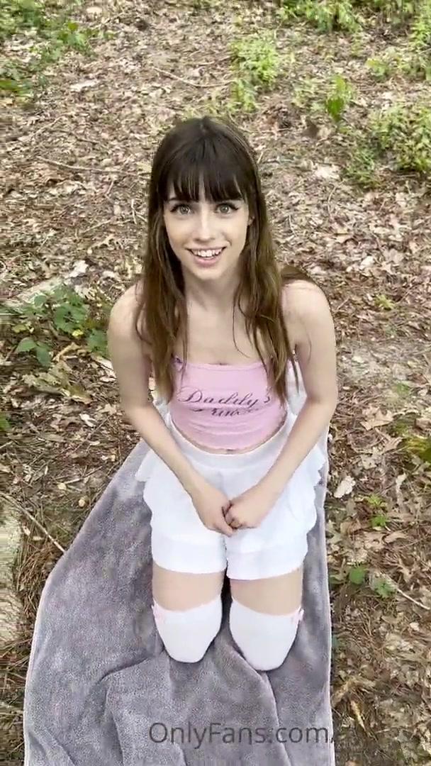 soogsx outdoor pov blowjob onlyfans video leaked oecuwe