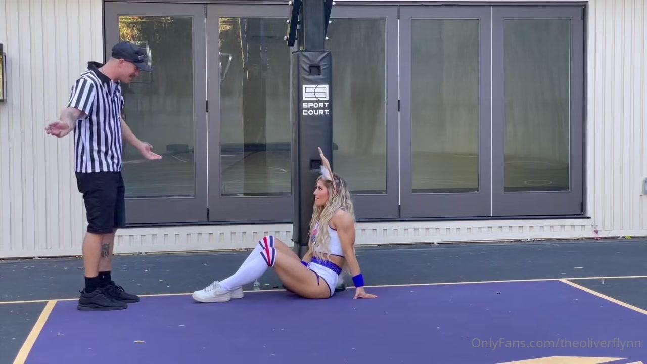 livvalittle cosplay outdoor blowjob onlyfans video leaked