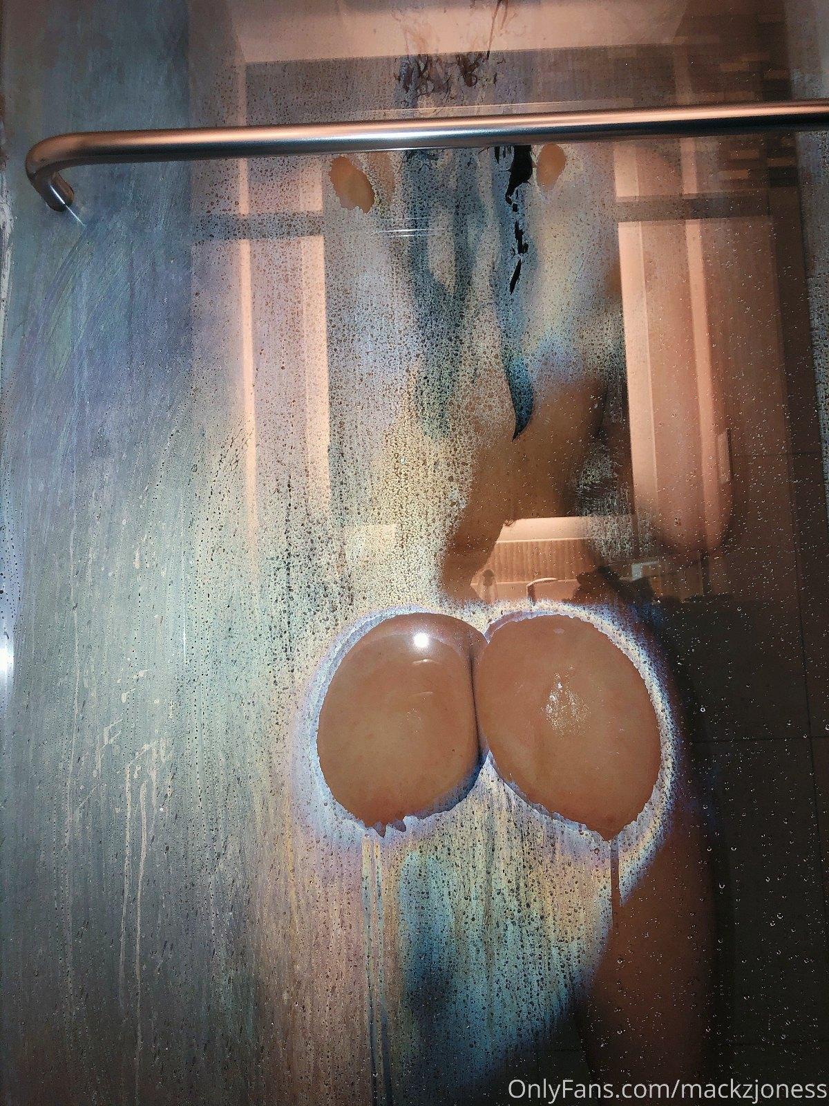 mackenzie jones nude hotel ass tease onlyfans set leaked