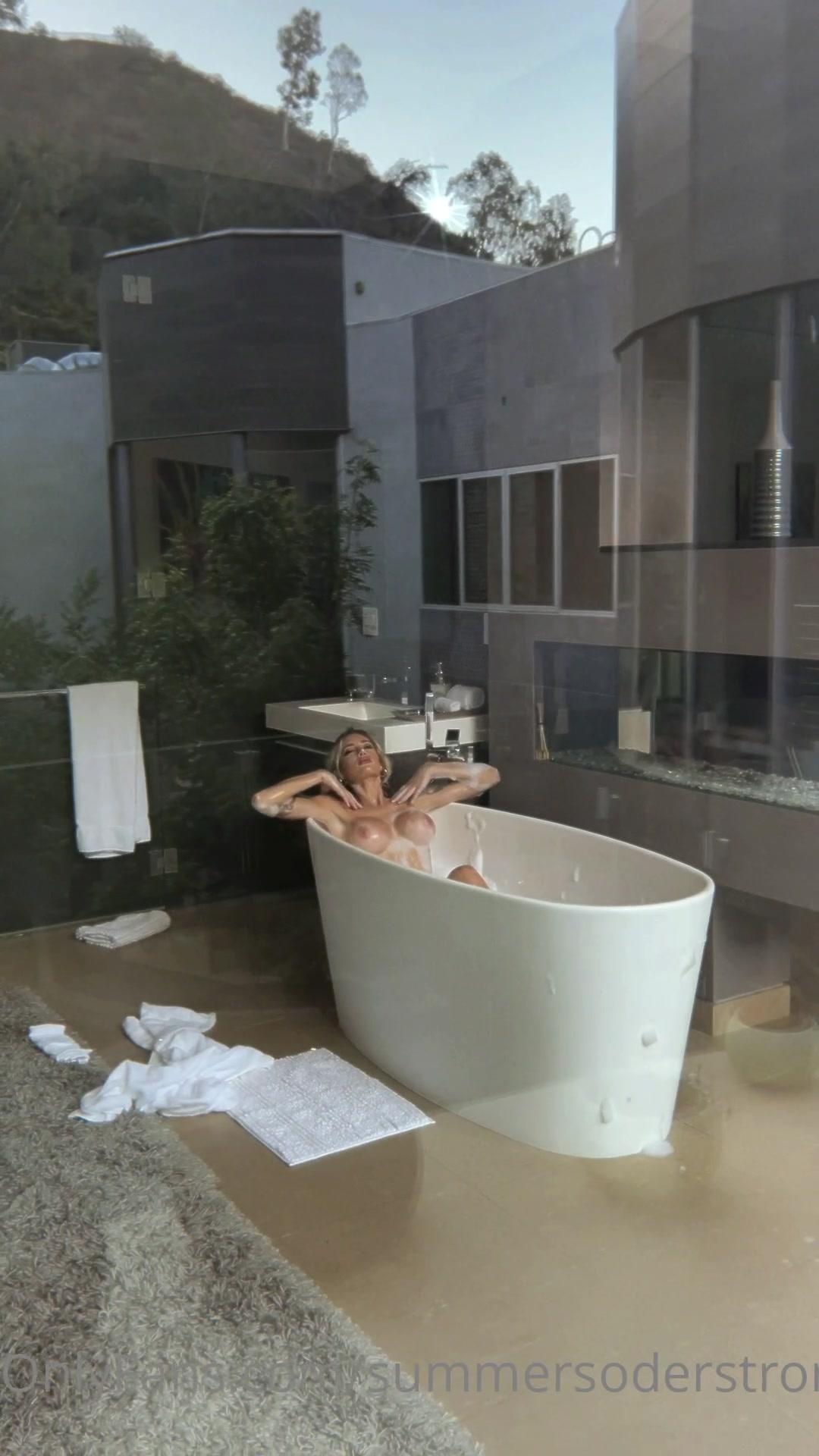summer soderstrom full nude bath tease onlyfans video leaked