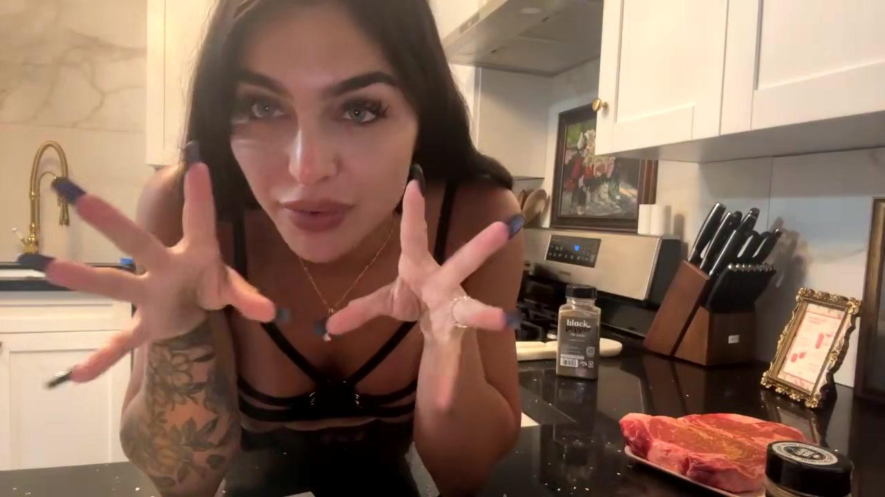 emily_rinaudo_lingerie_kitchen_livestream_onlyfans_video_leaked-emelxa emily rinaudo lingerie kitchen livestream onlyfans video leaked
