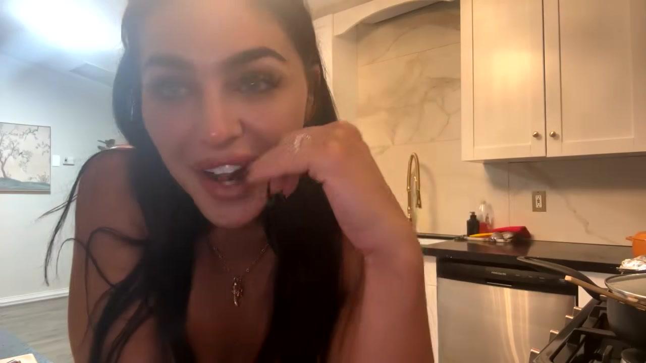 emily_rinaudo_nude_kitchen_onlyfans_livestream_leaked-mvcxvc emily rinaudo nude kitchen onlyfans livestream leaked