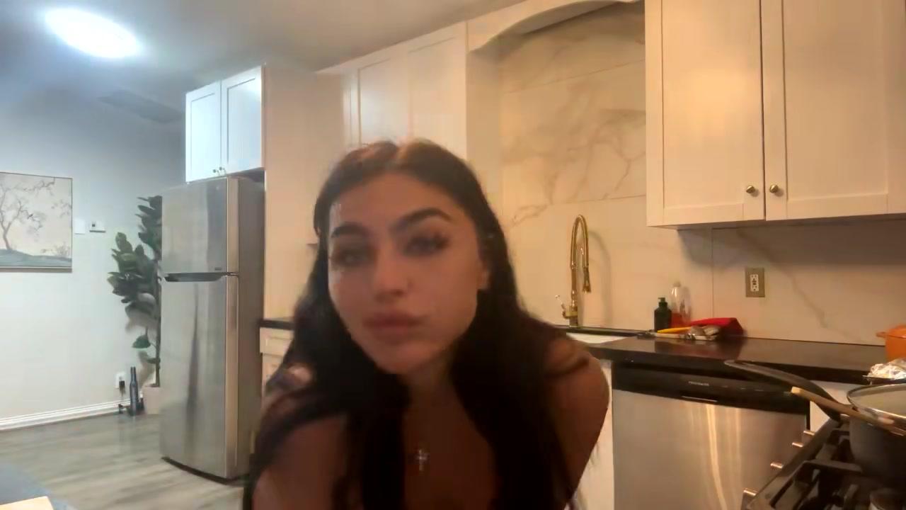emily_rinaudo_nude_kitchen_onlyfans_livestream_leaked-ulbmcn emily rinaudo nude kitchen onlyfans livestream leaked ulbmcn