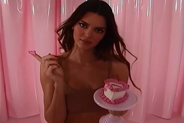 kendall_jenner_skims_g-string_lingerie_video_leaked-gkhcxf-influencersgonewild kendall jenner skims g string lingerie video leaked gkhcxf influencersgonewild