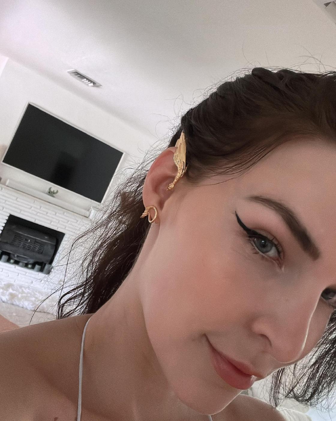 kittyplays sexy white bikini fansly set leaked chereb influencersgonewild