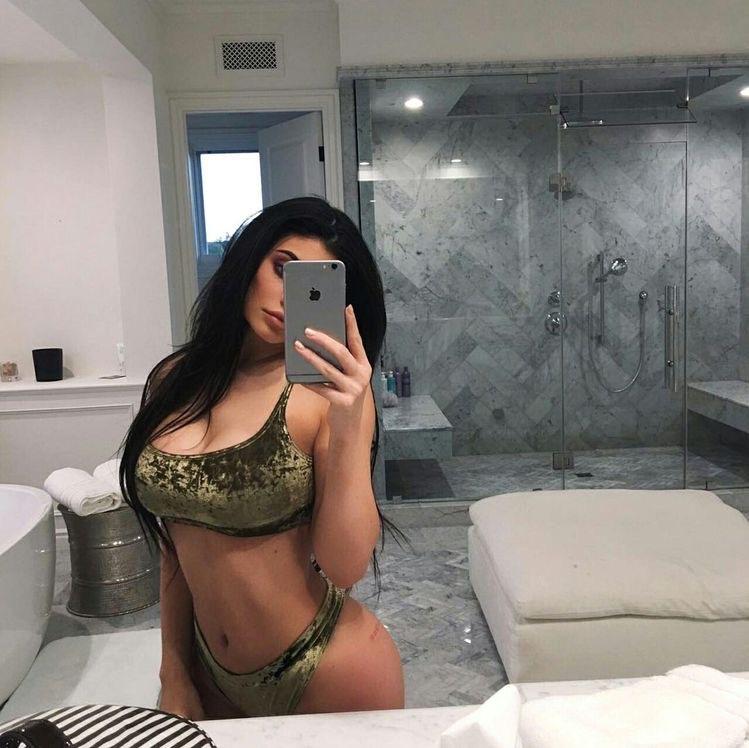 kylie jenner sheer see through lingerie nip slip set leaked drdpsi influencersgonewild
