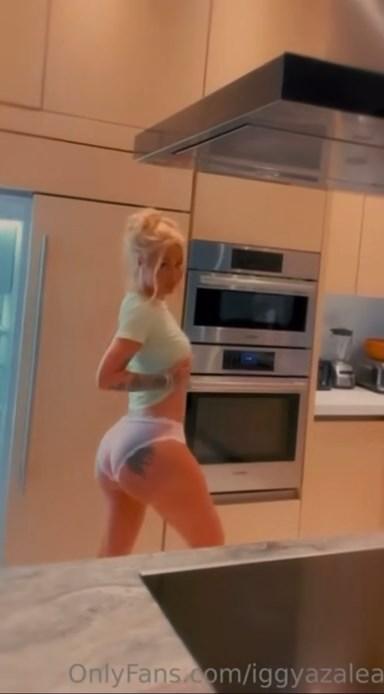 iggy azalea panties twerk booty clap onlyfans video leaked erlltp influencersgonewild