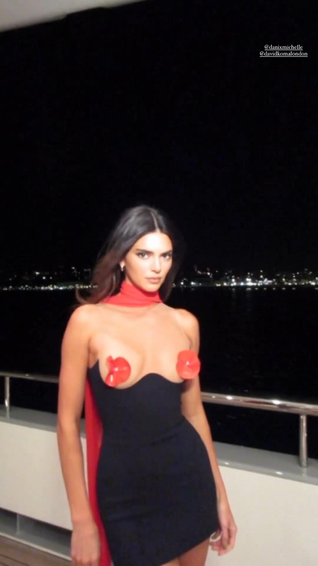 kendall jenner pasties dress candid video leaked hlyaba influencersgonewild