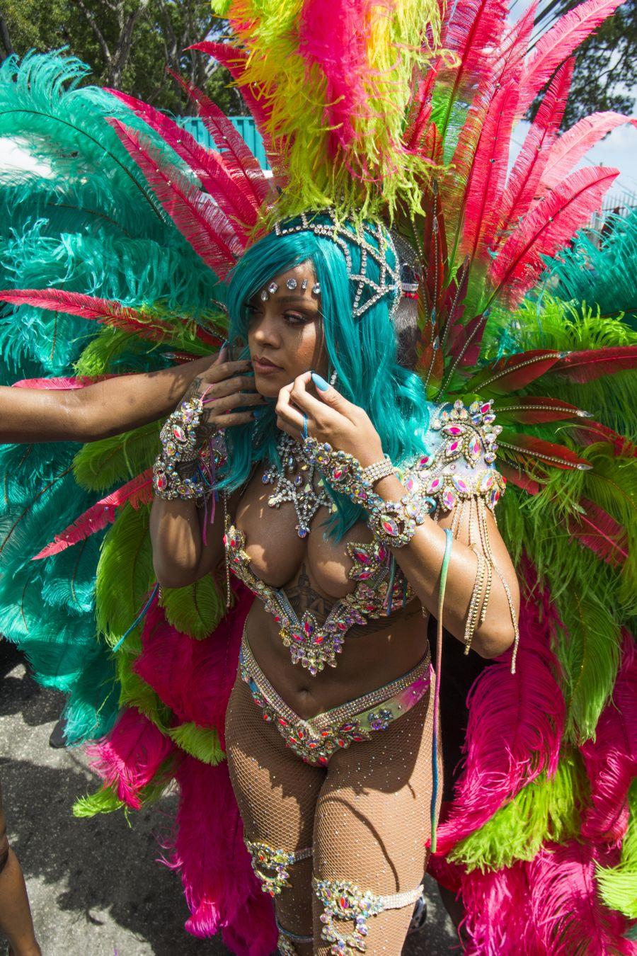 rihanna_barbados_festival_pussy_slip_leaked-imkdry-influencersgonewild rihanna barbados festival pussy slip leaked imkdry influencersgonewild