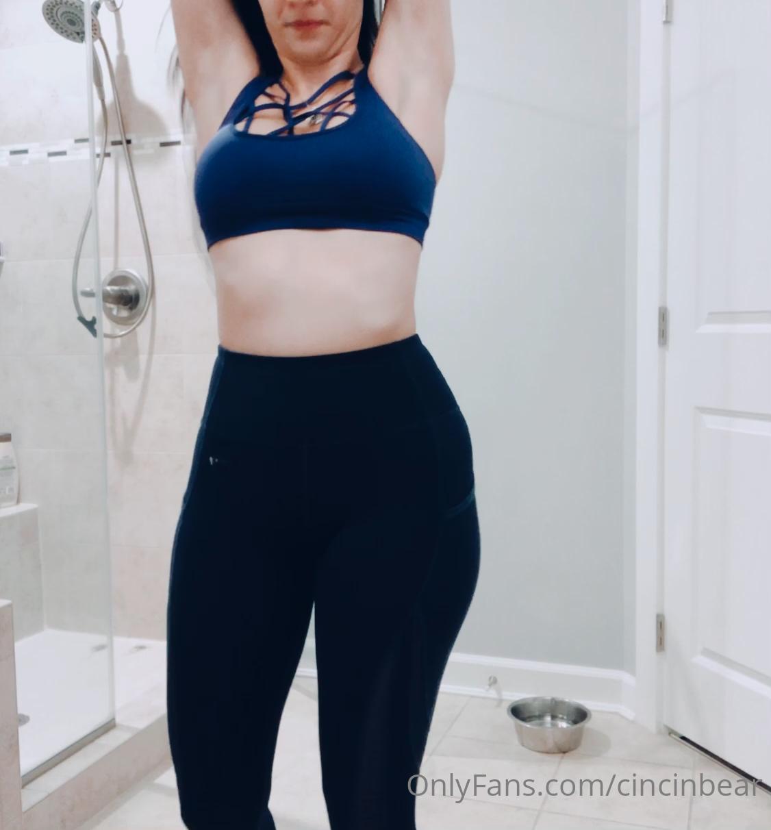 cincinbear nude bathroom strip onlyfans video leaked tiacvs influencers gonewild